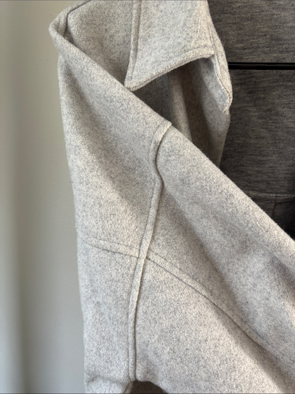 Oversized Light Gray Wool-Blend Shirt Jacket - Picture 6 of 7